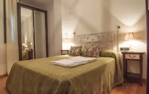 Seville Apartments