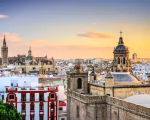 Seville's Hot Atmosphere