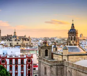 Seville's Hot Atmosphere