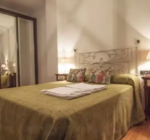 Seville Apartments