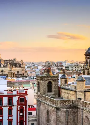 Seville's Hot Atmosphere
