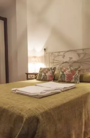 Seville Apartments