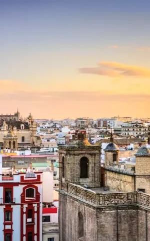 Seville's Hot Atmosphere