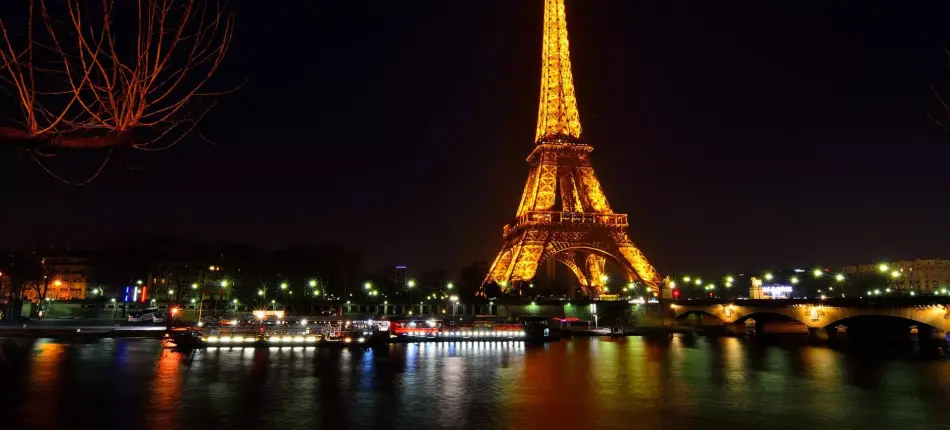 Loving Paris